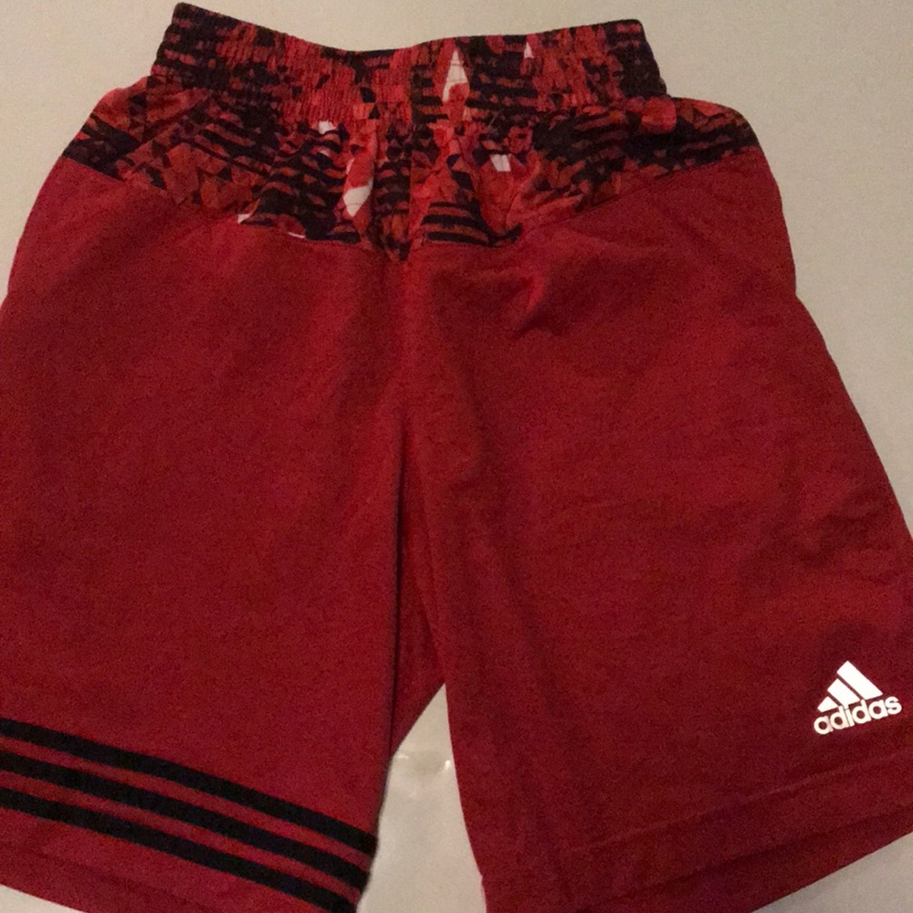 Adidas Men’s basketball shirt